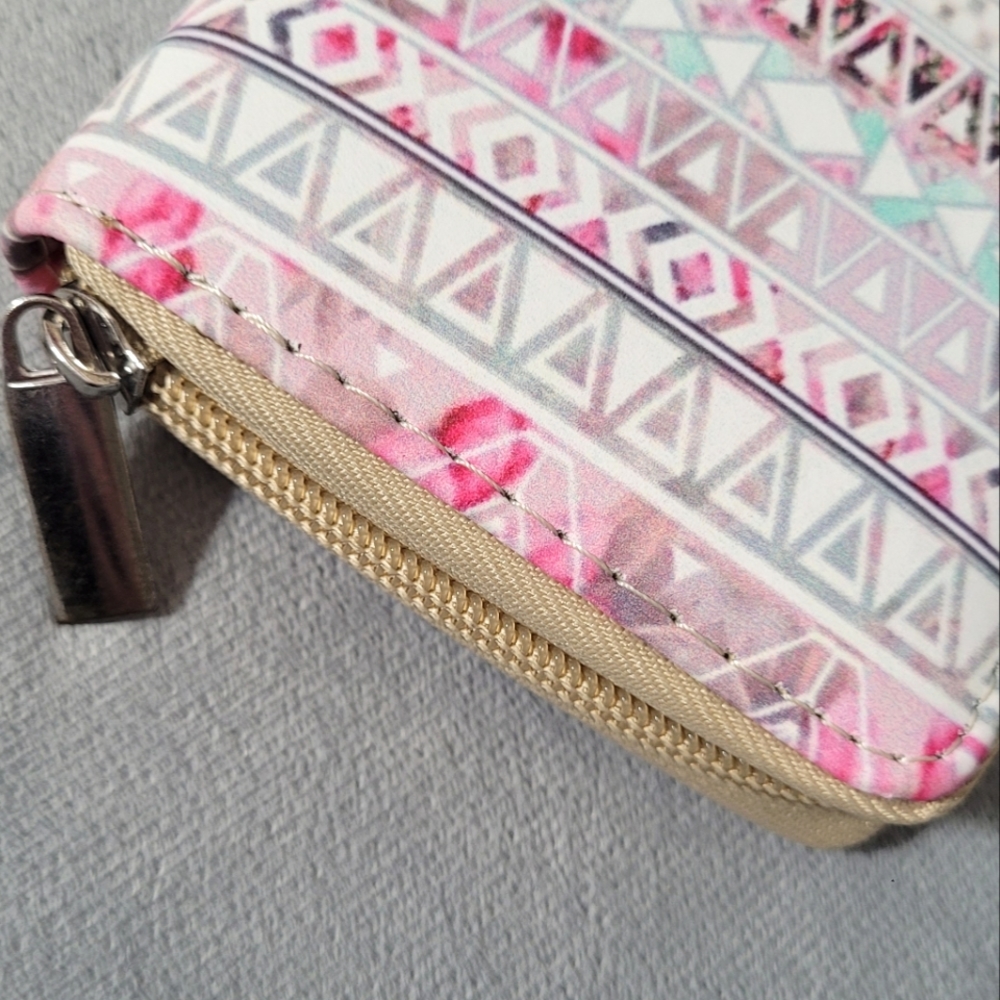 Patterned Zip-Around Wallet - Picture 8 of 16